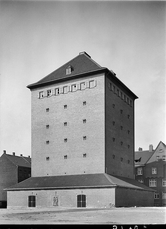 Luftschutzbunker in Duisburg am Johannismarkt, 1940-42